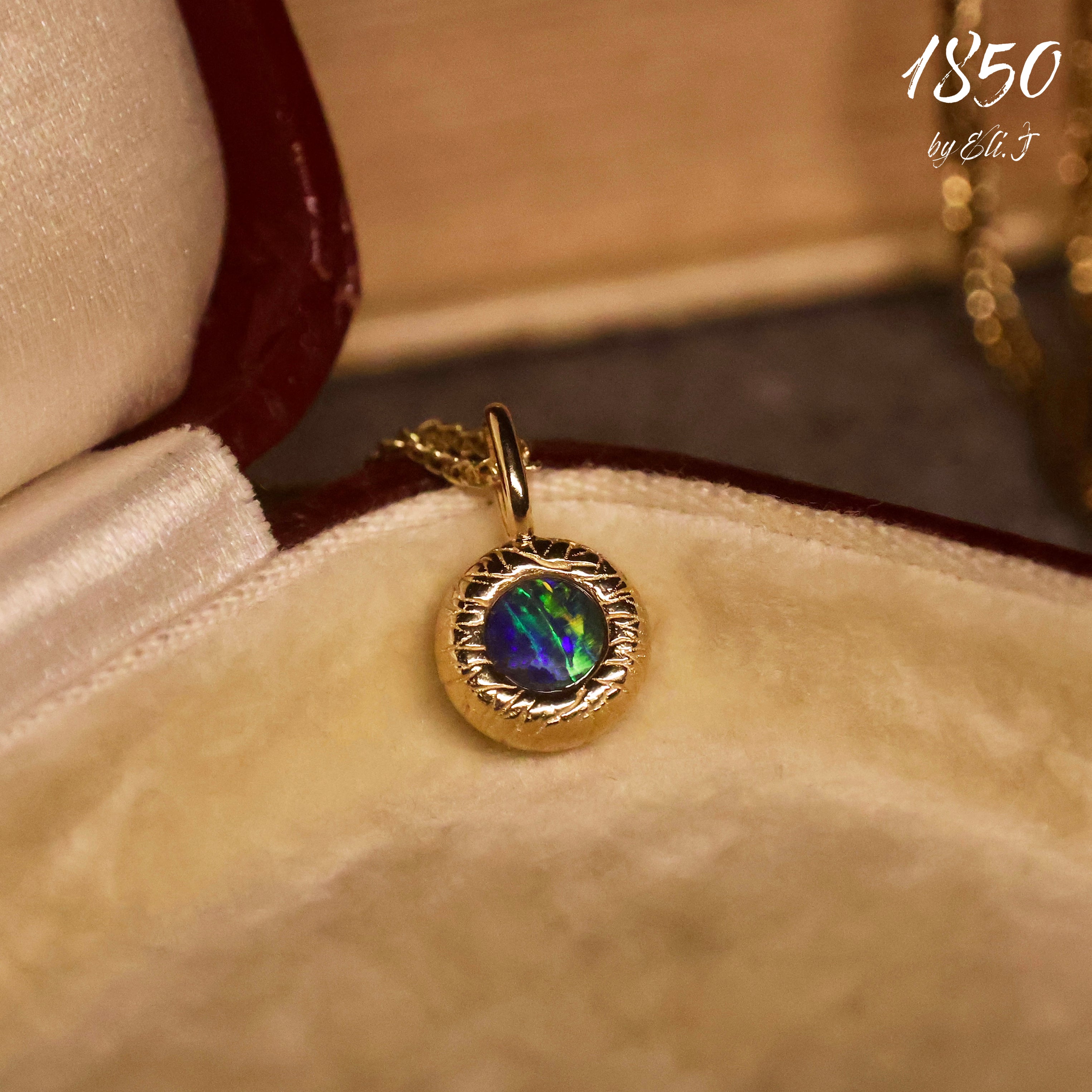 Northern Lights: 18K Yellow Gold Australian Opal Pendant